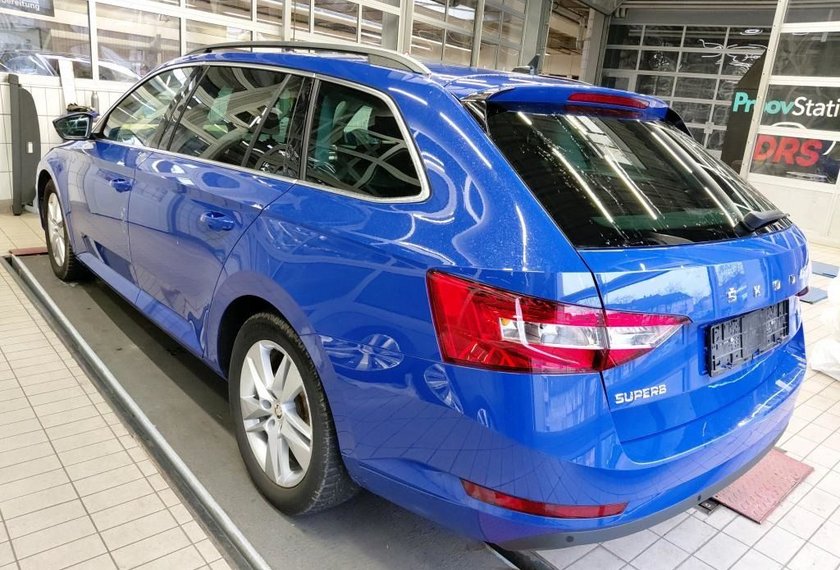 Skoda Superb Superb iV Combi Ambition 1.4 TSI DSG Kamera/Virt