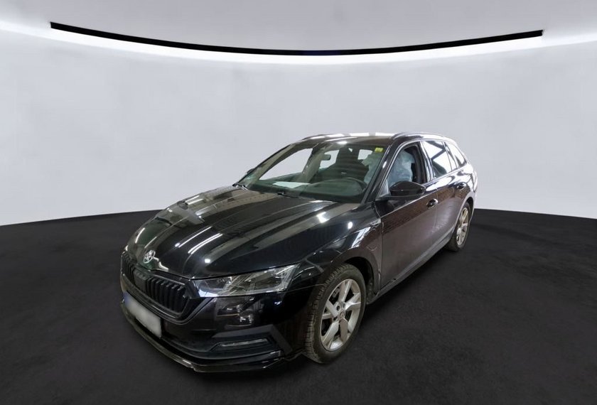 Skoda Octavia Octavia iV Combi Sportline 1.4 TSI DSG Pano/Kame
