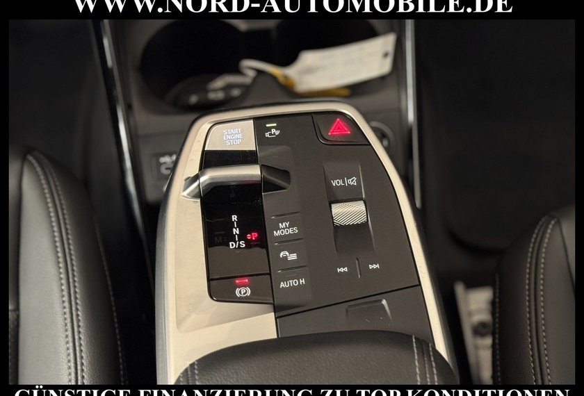 BMW 218 218 i Active Tourer Luxury Line AUTOM *LED*NAVI*
