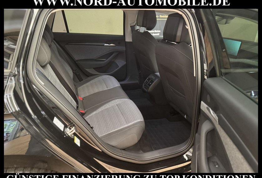 Skoda Superb Superb Combi Selection 2.0 TSI DSG AHK/StHz/ACC