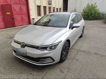 Volkswagen Golf Golf Variant 1.0 eTSI Life DSG Kamera/LED/17
