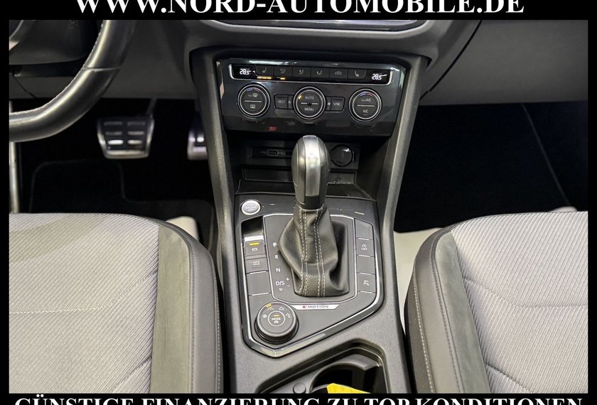 Volkswagen Tiguan Tiguan 2.0 TSI DSG R-Line AHK/20&apos;&apos;/Pano/Head-Up/