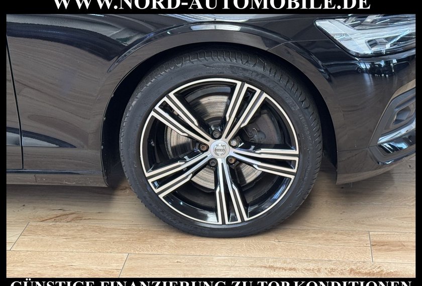 Volvo V60 V60 Kombi T5 Inscription AWD*19ZOLL*LEDER*UPE:62