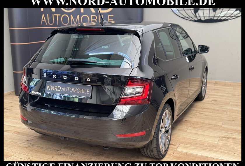 Skoda Fabia Fabia Ambition 1.0 TSI DSG Navi/PDC/ACC/AHK