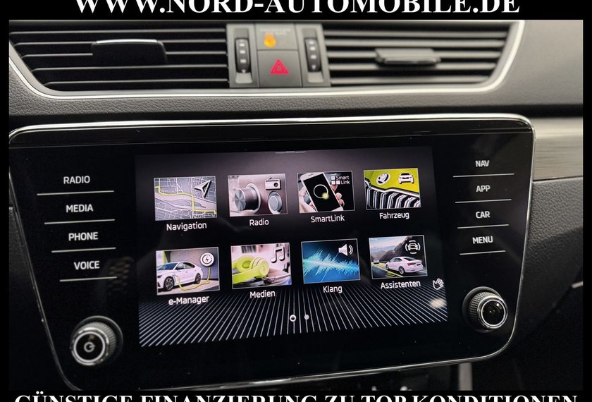 Skoda Superb Superb iV Combi Style 1.4 TSI DSG Leder/AHK/Navi