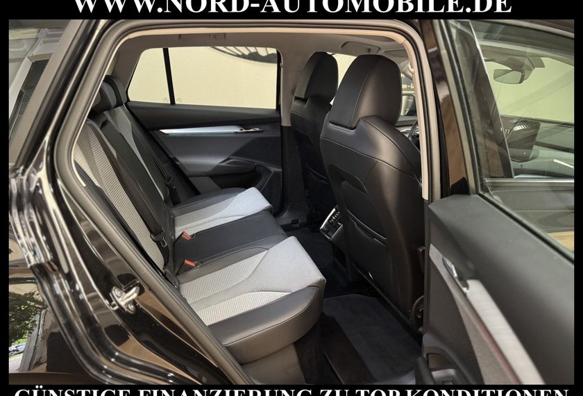 Skoda Enyaq Enyaq iV 60 Loft Panorama/Kamera/Teilleder/19