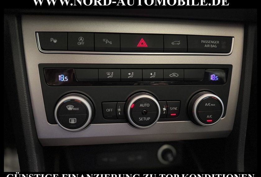 Seat Ateca Ateca Xperience 2.0 TDI DSG Pano/AHK/19/Navi