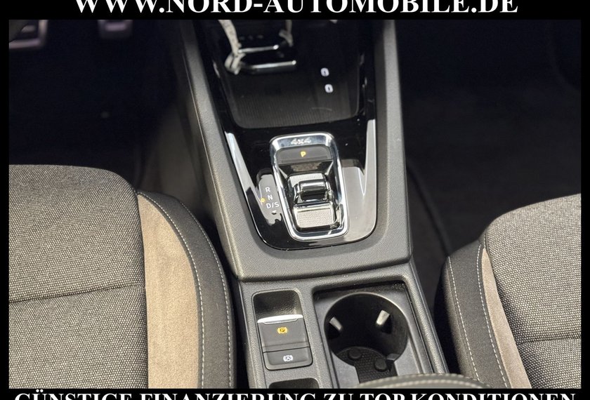 Skoda Octavia Octavia Combi Scout 4x4 *Matrix*AHK*Pano*Virtual