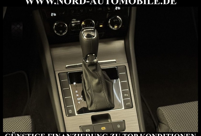 Skoda Superb Superb Combi Style 2.0 TDI DSG Kamera/Virt.Cockp