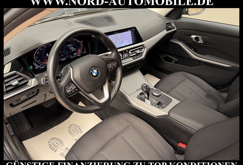 BMW 320 320 d Touring xDrive Advantage *AHK*ACC*LiveCP*