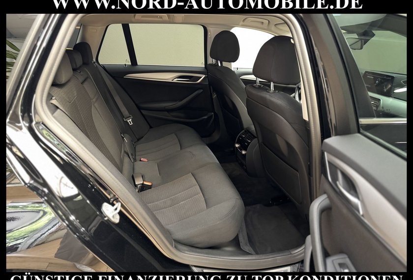 BMW 530 530 d Touring xDrive AHK*StHz*Luft*Display*UPE72