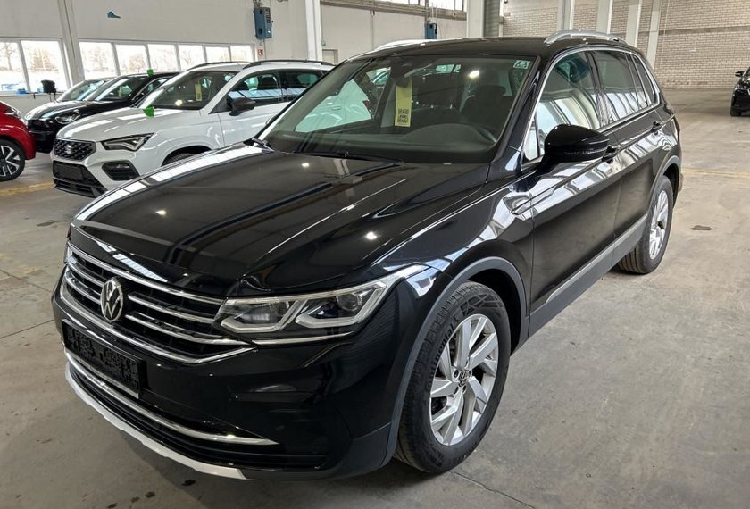 Volkswagen Tiguan Tiguan Elegance 2.0 TDI DSG AHK/Virt.Cockpit/18/