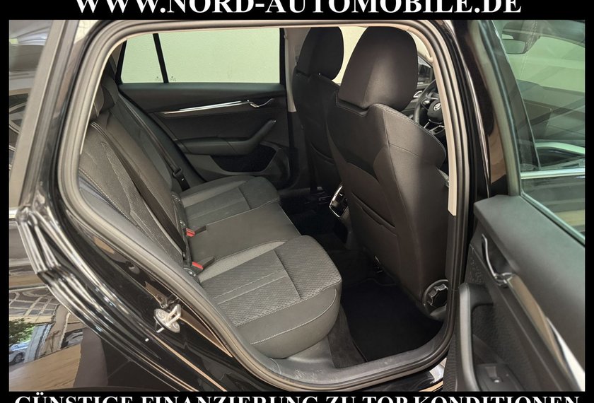 Skoda Octavia Octavia iV Combi Style 1.4 TSI DSG Head-Up/Navi/