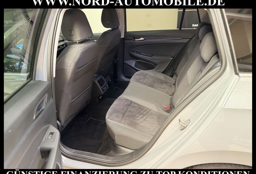 Volkswagen Golf Golf Variant Style 1.5 eTSI DSG Kamera/AHK/Navi/