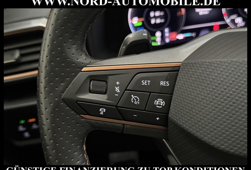 Cupra Leon Leon 1.4 TSI e-HYBRID DSG Pano/Kamera/ACC/18