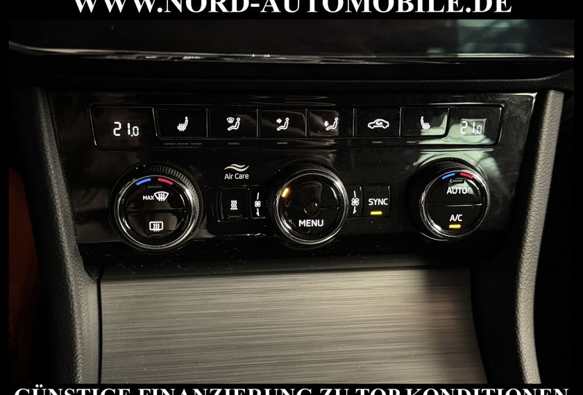 Skoda Superb Superb Combi 2.0 TDI Ambition 4x4 Kamera*LED*DSG
