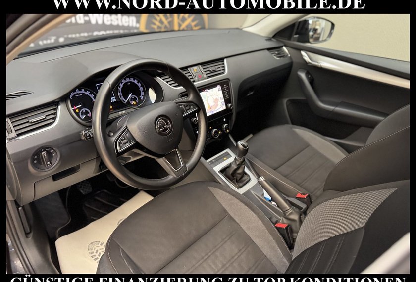 Skoda Octavia Octavia Combi Ambition 1.6 TDI AHK/Navi/PDC/