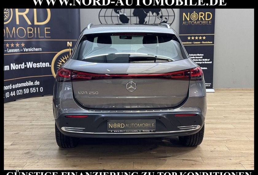 Mercedes-Benz EQA EQA 250 Progressive *LED*AHK*PANO*WIDE*19ZOLL*