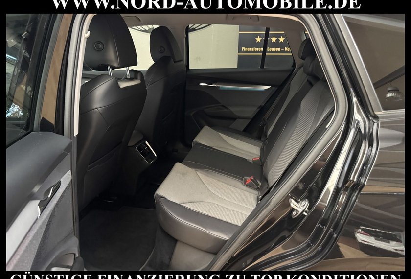 Skoda Enyaq Enyaq iV 60 Loft AHK/Navi/LED/PDC/21/