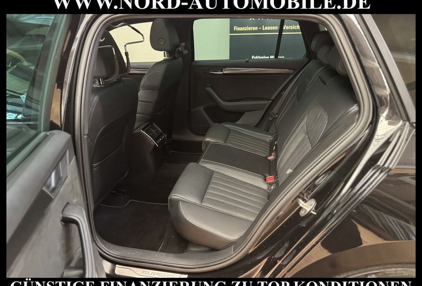 Skoda Superb Superb Combi 2.0 TDI DSG Sportline Pano/AHK/Lede