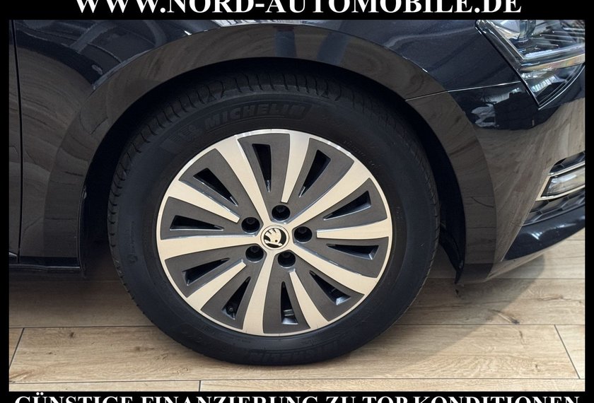 Skoda Superb Superb Combi 2.0 TDI Style DSG Navi/LED/Virt.Coc