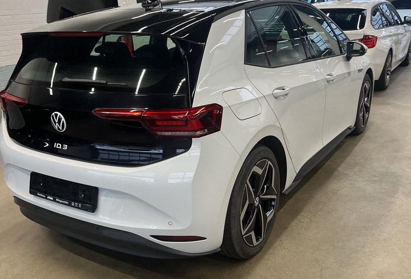 Volkswagen ID.3 ID.3 Pro Performance Sportpaket HeadUp/19/Navi/