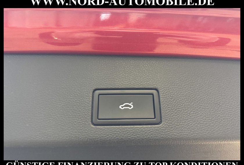 Volkswagen Golf Golf Variant R-Line Black Style 1.5 eTSI DSG