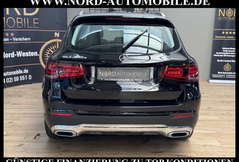 Mercedes-Benz GLC 300 GLC 300 e 4Matic *AHK*LED*PANO*OFF-ROAD*UPE:71