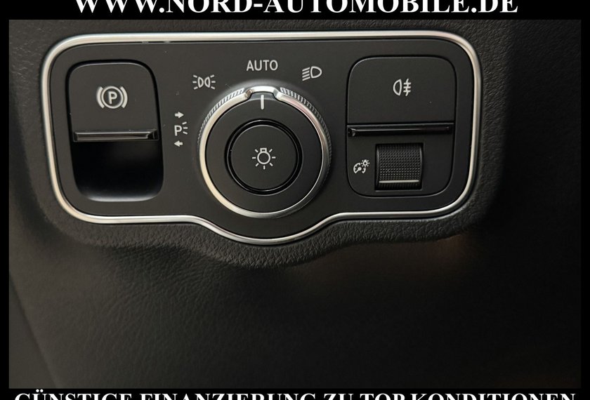 Mercedes-Benz B 180 B 180 d STYLE *LED*NAVI*SHZ*KAM*UPE:43