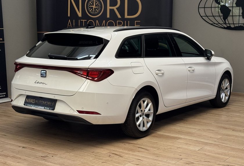 Seat Leon Leon SP Style 1.5 eTSI DSG Kamera/Navi/LED/