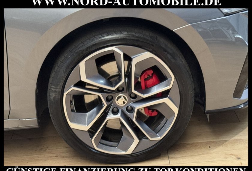 Skoda Octavia Octavia RS iV Combi 1.4 TSI DSG HeadUp/ACC/19