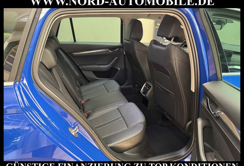 Skoda Octavia Octavia Combi 2.0 TDI DSG Style LEDER*AHK*MATRIX