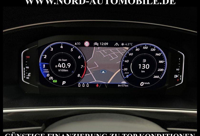 Volkswagen Tiguan Tiguan R-Line 4MOT 2.0 TSI DSG Kamera/Pano/AHK/