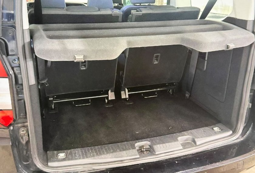 Volkswagen Caddy Maxi Caddy MAXI Life 2.0 TDI DSG*7-SIT*NAVI*LED*SHZ*