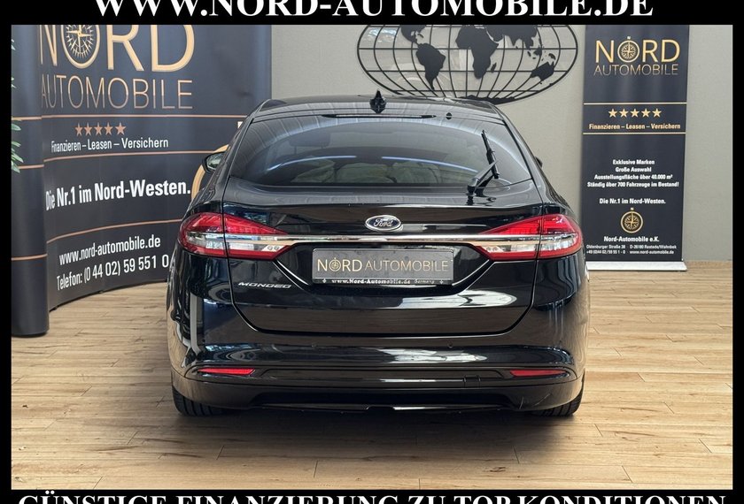 Ford Mondeo Mondeo Lim. 2.0 EB Titanium *AHK*ACC*LEDER*STHZ*