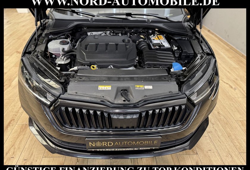 Skoda Octavia Octavia Combi Sportline 2.0 TDI DSG Head-Up/18/