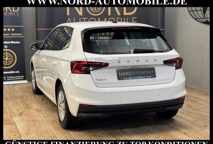 Skoda Fabia Fabia 1.0 MPI Active Klima/Spurhalte/LED