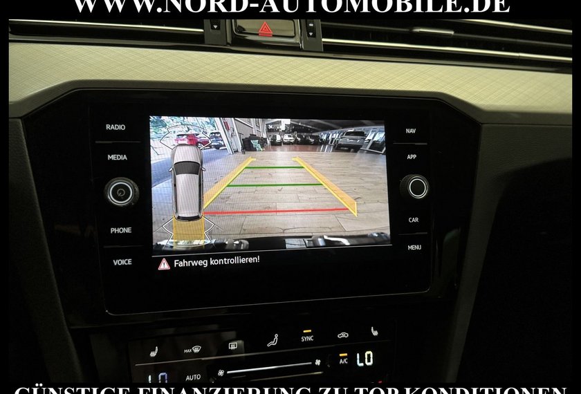 Volkswagen Passat Variant Passat Variant Business 2.0 TDI DSG Kamera/Navi