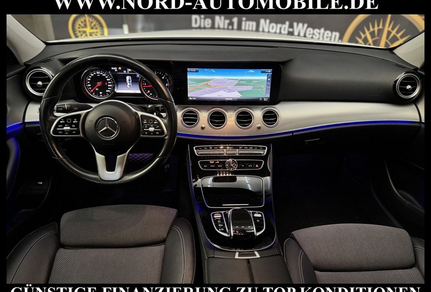 Mercedes-Benz E 220 E 220 d Lim. Avantgarde *LED*Comand*Kam*Ambiente