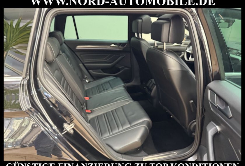 Volkswagen Passat Variant Passat Variant R-Line 2.0 TDI DSG Pano/Leder/18/