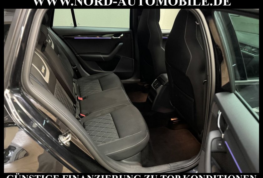 Skoda Octavia Octavia Combi RS 2.0 TDI DSG *LED*AHK*Pano*Kam*