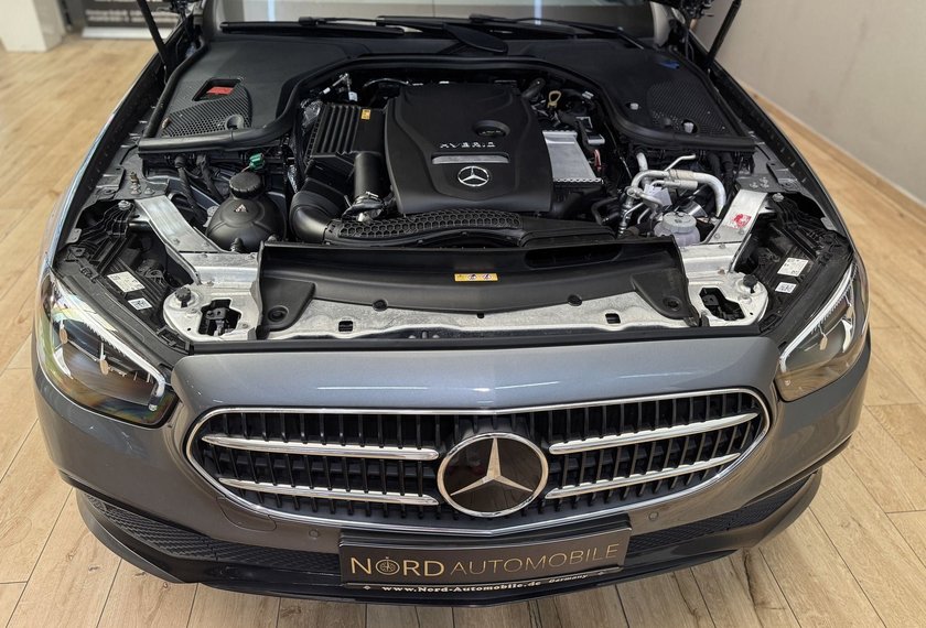 Mercedes-Benz E 300 E 300 e T Avantgarde *Distro+*AHK*Night*Panorama