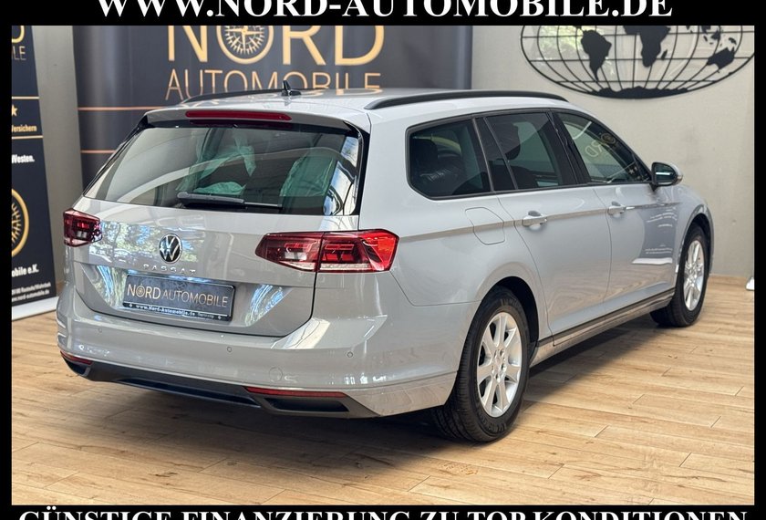 Volkswagen Passat Variant Passat Variant 2.0 TDI Conceptline DSG AHK/Navi/