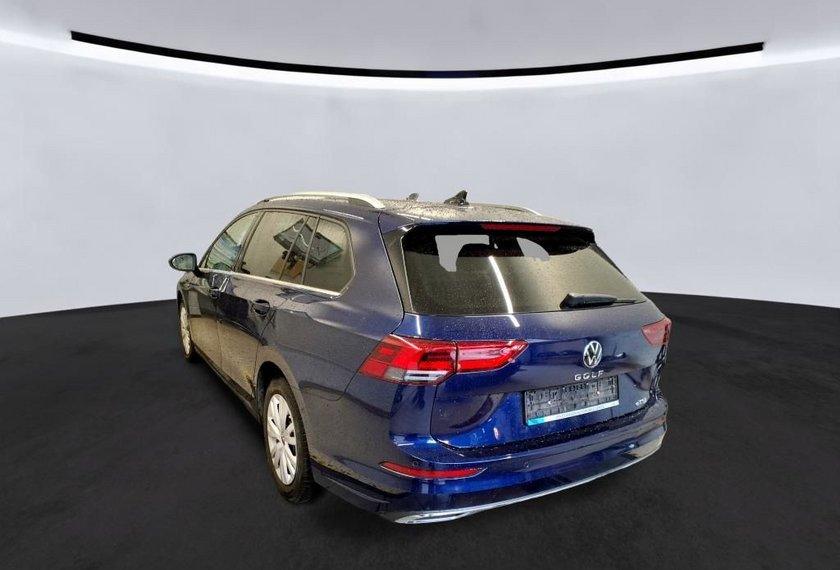 Volkswagen Golf Golf Variant 1.5 eTSI Style DSG AHK/Navi/LED/PDC