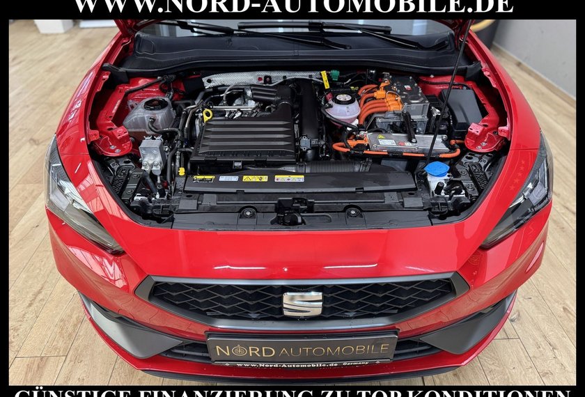 Seat Leon Leon Sportstourer FR e-Hybrid DSG Navi/LED/PDC/