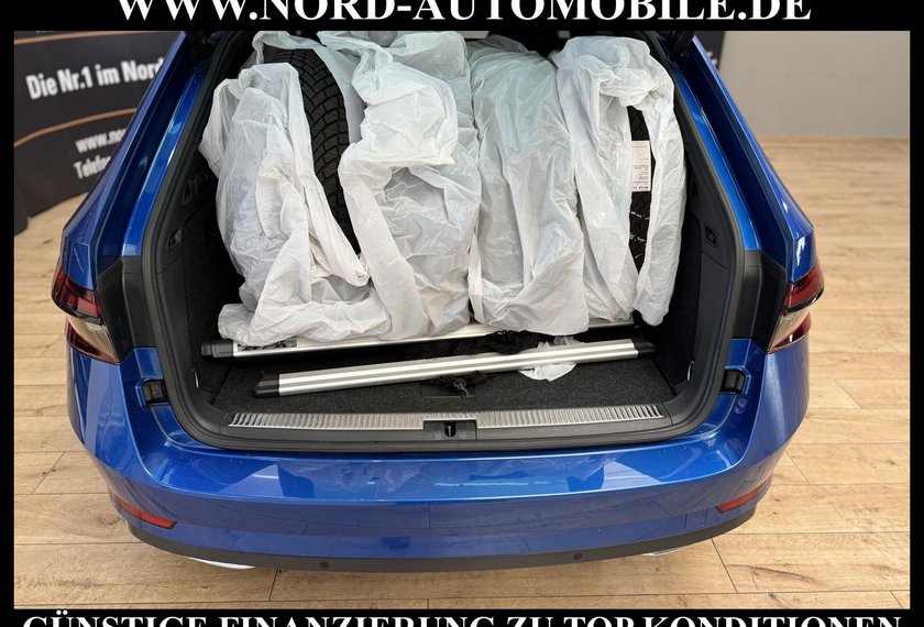 Skoda Superb Superb Combi Sportline 2.0 TDI DSG Navi/LED/19