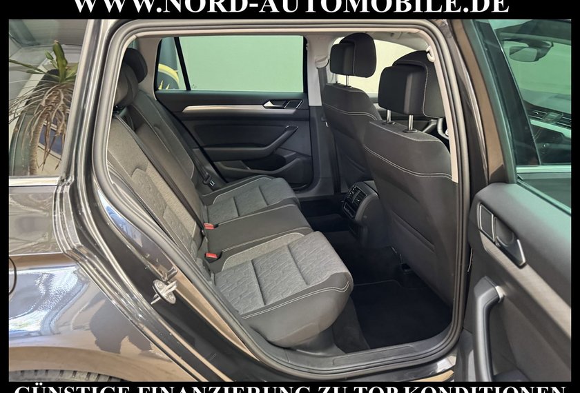 Volkswagen Passat Variant Passat Variant R-Line 2.0 TDI Kamera/Navi/LED