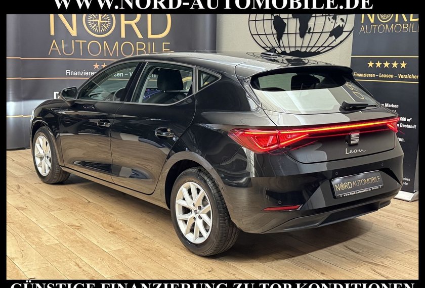 Seat Leon Leon Style 1.5 eTSI DSG Matrix LED/Kamera/Navi/