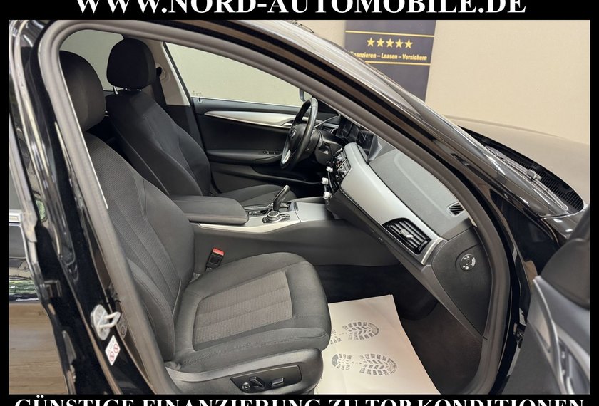 BMW 530 530 d Touring xDrive AHK*StHz*Luft*Display*UPE72