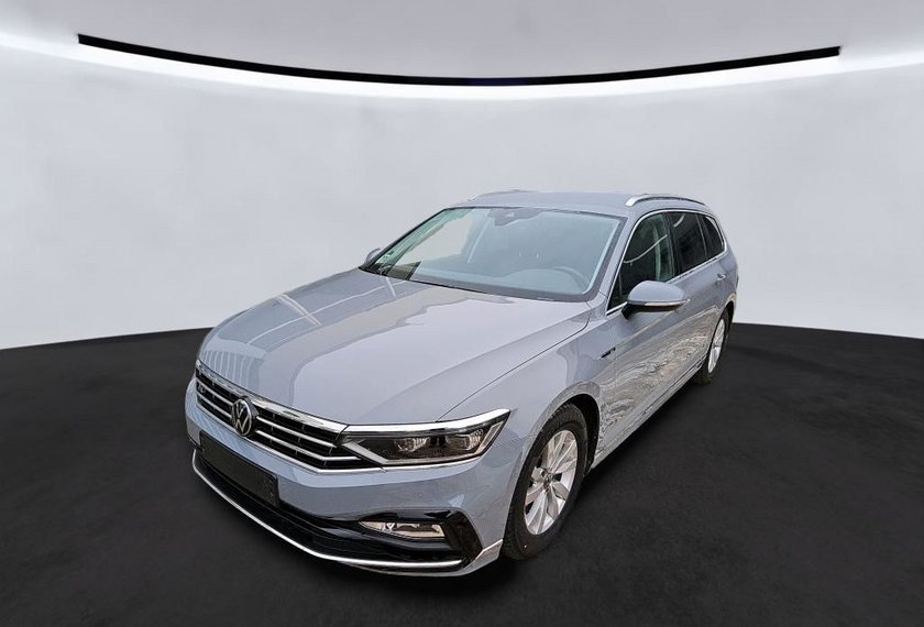 Volkswagen Passat Variant Passat Variant R-Line 1.5 TSI DSG AHK/Virt.Cockp